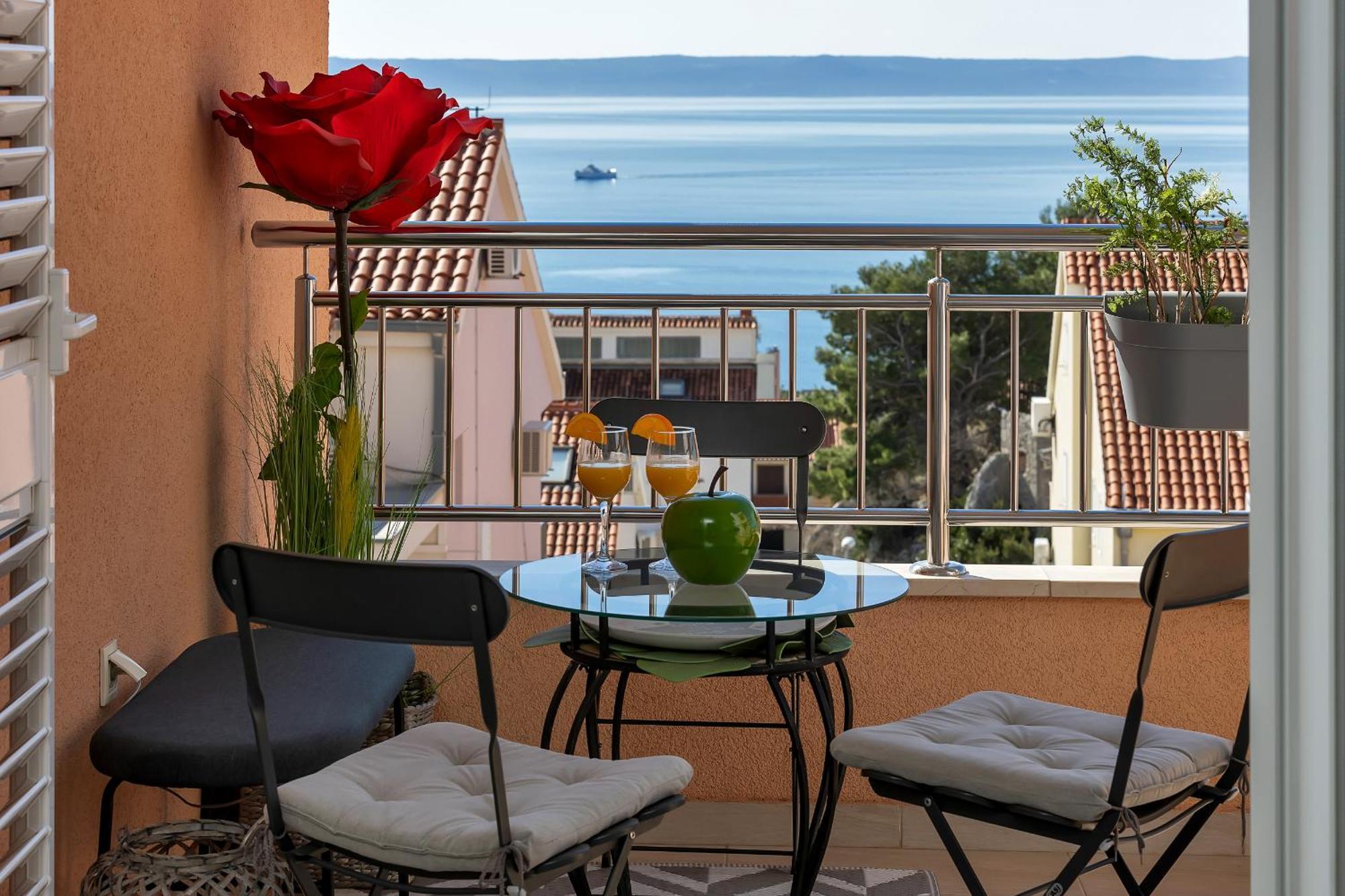 Pura Vida Makarska Apartment Екстериор снимка